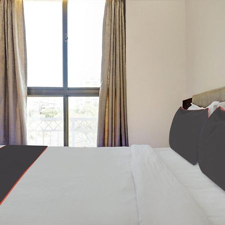Hotel Super Townhouse Poona Royal Pimpri-Chinchwad Zewnętrze zdjęcie