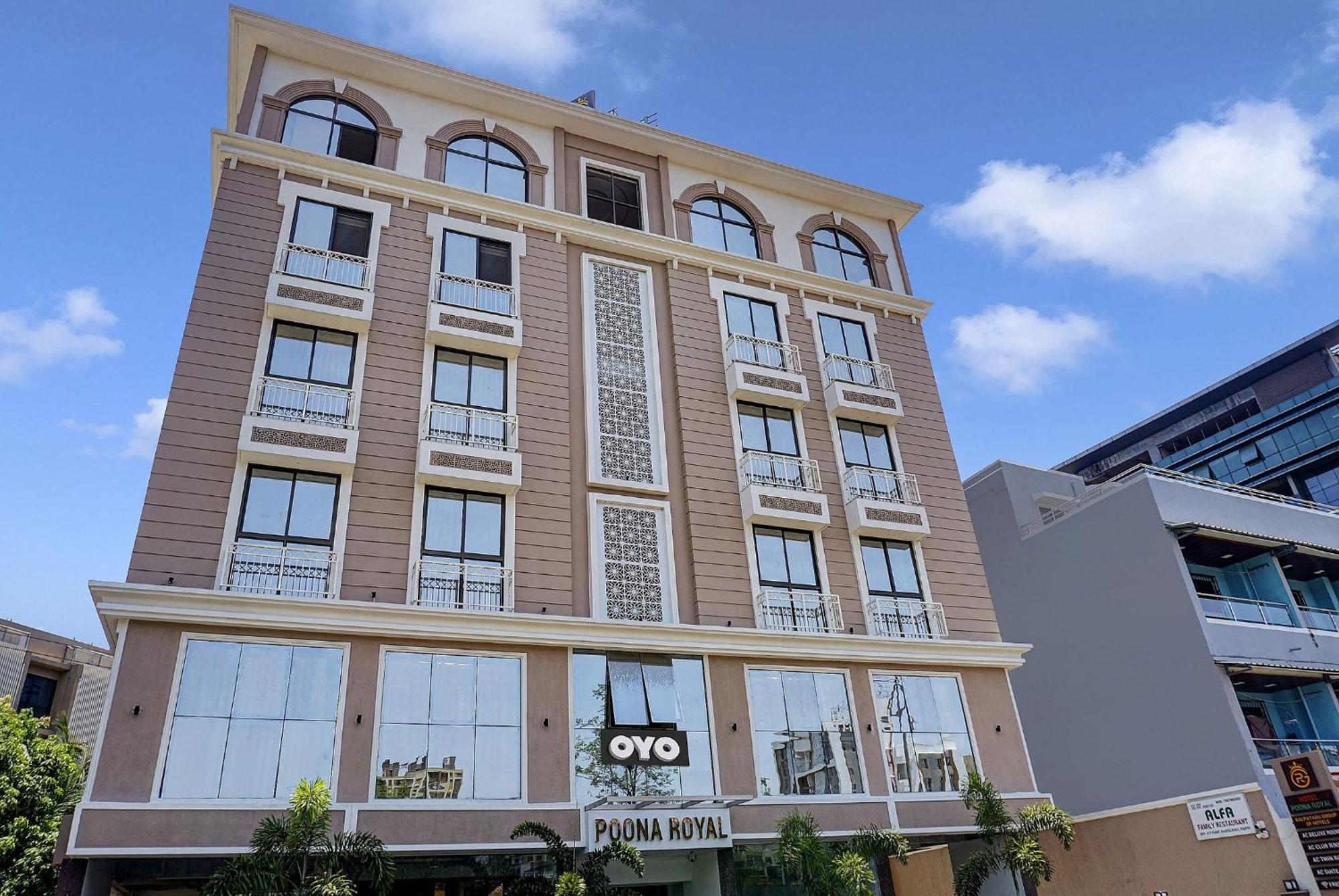 Hotel Super Townhouse Poona Royal Pimpri-Chinchwad Zewnętrze zdjęcie